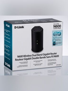 D-Link: DIR-826L N600 Wireless Dual Band Gigabit Router